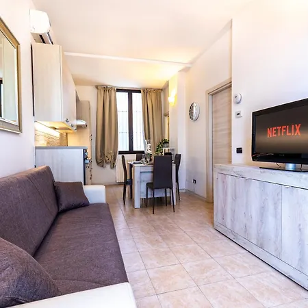Linate - 10 Minutes From Duomo, Wifi Daire Milano